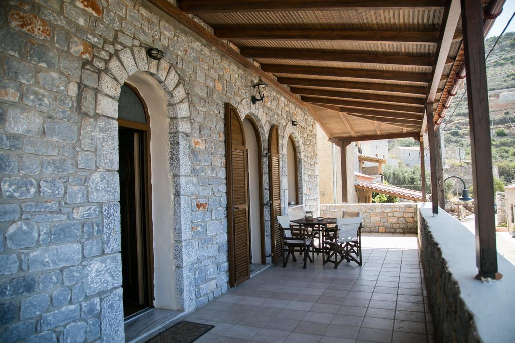Sophia Limeni Apartments And Studios Экстерьер фото